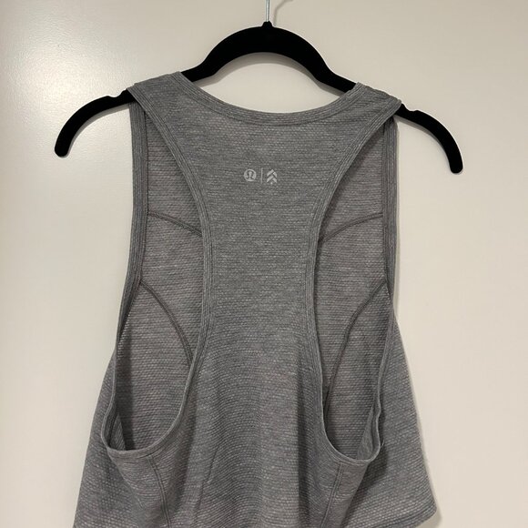 Lululemon x Barry's Grey Workout Tank - Picture 2 of 2